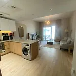 Two-Bedroom Apartment With Prime Metro Access
