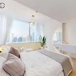 Chic And Modern 2Br Duplex With City View