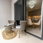 Modern 1Br In Creek Vistas Grande, Burj Khalifa View