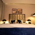 Cosy Studio At Damac Majestine