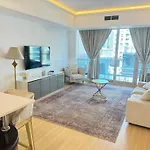 Bel Appartement Dubai Marina