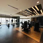 Unique 2Br With Infinity Pool View On Burj Khalifa