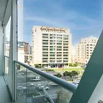 Elegant Palm 1 Bed With Rooftop Infinity Pool