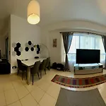 Sanciel Holiday Home Jbr