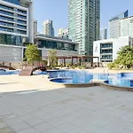 Spacious 4-Br In Horizon Tower, Marina
