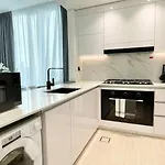 Premium 2Br Apartment With Private Pool In Jvc