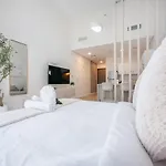 Trendy Studio For 3 At Casa Grande In Jvc!