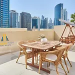 Fully Furnished 1 Bed In Business Bay, Hosted By Desert City Stays