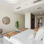 Duplex 1Br With Lake Views