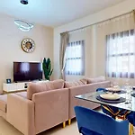 Luxury Living 1Br Fully Furnished In Jumeriah Golf Estate