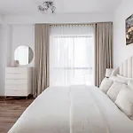 Beautiful 2 Bedroom With Full Sea View! Jbr