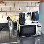 Luxury 2-Bedroom In Dubai Marina With Sea View