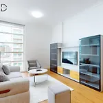 Charming 1Br Apartment With Canal View In Business Bay