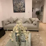 Jbr Elegant Classy Room With Full Seaview On The Beach