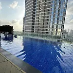 Stylish Studio Bayz Danube Burj Khalifa View Pool