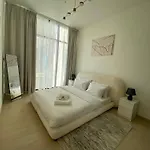 Fully Furnished 1 Bedroom Apartment