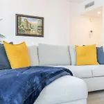 Remarkable 1 Bedroom Flat In Blakely Tower