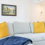 Remarkable 1 Bedroom Flat In Blakely Tower