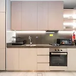 Stunning Studio With Full Burj Khalifa View