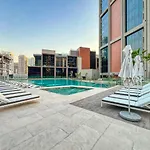 Stunning Studio With Full Burj Khalifa View