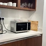 Ashri Luxe Apt On Sheikh Zayed 5 Mins Downtown Dubai Near Metro