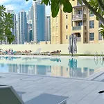 Burj Royale Elegance Cityscape From Your Balcony