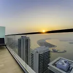 Luxury 3Br Penthouse Retreat - Private Beach & Marina Views