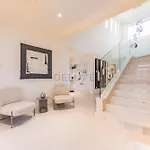 Beachfront 3Br Villa With Private Gym, Pool, Jacuzzi & Workspace, Palm Villa, Palm Jumeirah By Deluxe Holiday Homes