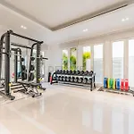 Beachfront 3Br Villa With Private Gym, Pool, Jacuzzi & Workspace, Palm Villa, Palm Jumeirah By Deluxe Holiday Homes