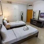 Classy Studios For Ladies In Dubai, Marina فتيات فقط