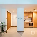 Newly Furnished 1Br By Missoni In Business Bay