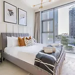 Guest Favourite! Beautiful 1 Bedroom Apartment