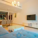 G14Sa Stunning 3-Bhk Duplex In Palm Jumeirah
