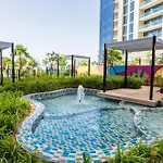 Bright & Modern 2Br Apartment With Balcony In Aykon City