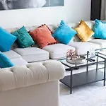 Relaxing Stylish 1-Bedroom Apartment Perfect For Family In Business Bay