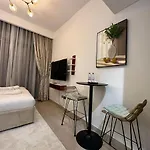 Studio Designer Azizi 41