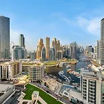 Luxurious 2Br Apt With Marina View & Private Jacuzzi