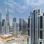 Unique 2Br With Infinity Pool View On Burj Khalifa