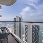 1 Bedroom In Marina Vista With Full Palm Views