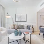 4 Bedroom In Downtown With Full Burj Khalifa Views