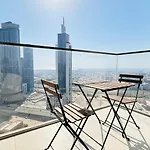Luxury 1-Bedroom Apartment At Burj Crown