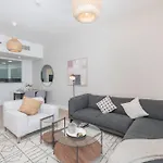 Stylish And Spacious Apartment In Vibrant Jvc, Dubai