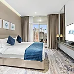 Aliving Luxury Studio At Damac Maison Prive 1007