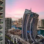 Lux The Majestine Burj Khalifa View Studio