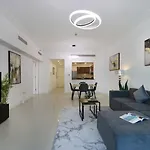 Livbnb Suite - 1Br Haven In Golden Mile