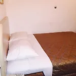 Gold Plaza Guest House