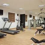 Holiday Inn Express Dubai Jumeirah, An Ihg Hotel