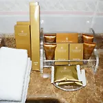 Landmark Plaza Hotel