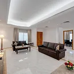 J5 Four Bedroom Villa Holiday Home In Mirdif