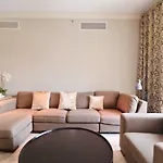 Seaview+Full Access To Beach Club+High Floor⎮2-Br Palm Jumeirah